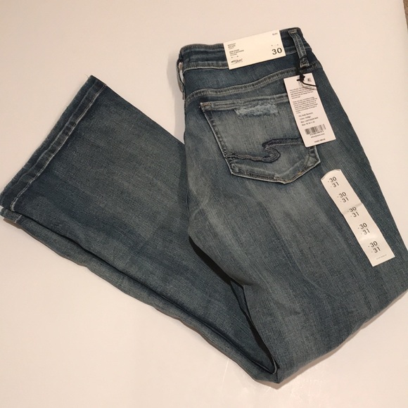 NWT Silver jeans 30 31 boot mid curvy Suki indigo